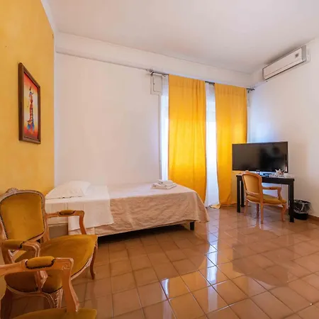 Al Filarmonico 3* Verona